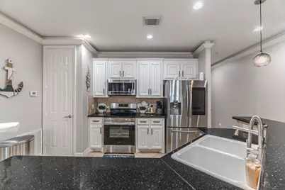 7039 Kingston Cove Lane #110, Willis, TX 77318 - Photo 17