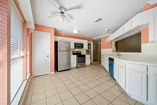 7823 Sawmill Trail, Houston, TX 77040 - Photo 9