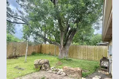 10107 Hollow Canyon Drive, Sugar Land, TX 77498 - Photo 15