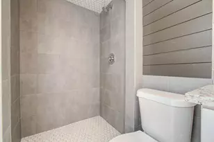 9410 Highmeadow Dr, Houston, TX 77063 - Photo 25