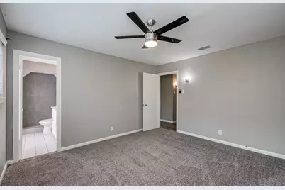 9410 Highmeadow Drive, Houston, TX 77063 - Photo 21