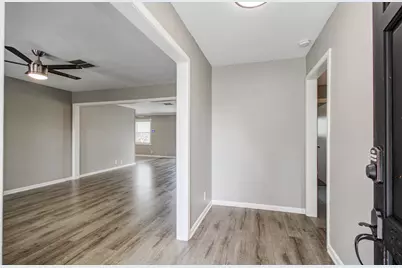 9410 Highmeadow Drive, Houston, TX 77063 - Photo 5