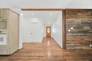 555 WilderCrest Ln, Brenham, TX 77833 - Photo 17