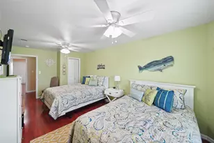 869 Surfview Rd, Port Bolivar, TX 77650 - Photo 17