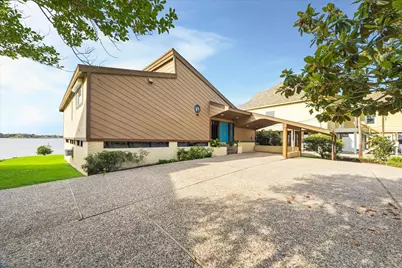 2414 Baycrest Drive, Houston, TX 77058 - Photo 9