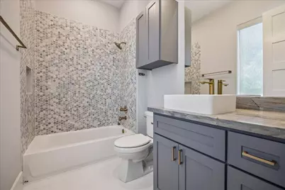 4532 Mimosa Drive, Bellaire, TX 77401 - Photo 31