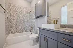 4532 Mimosa Dr, Bellaire, TX 77401 - Photo 31