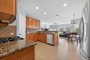 8219 Terrace Brook Dr, Houston, TX 77040 - Photo 15