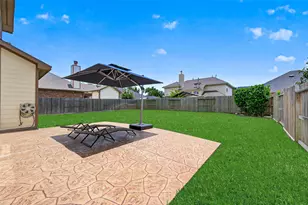 8219 Terrace Brook Dr, Houston, TX 77040 - Photo 3