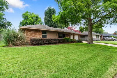 5007 Creekbend Drive, Houston, TX 77035 - Photo 27