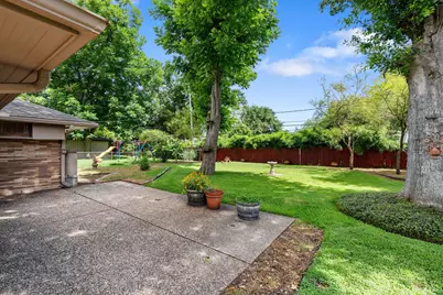5007 Creekbend Drive, Houston, TX 77035 - Photo 21