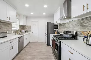 3320 Churchill St, Pearland, TX 77581 - Photo 13