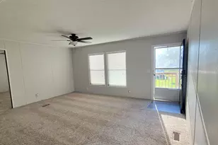 405 Battlebell Rd, Highlands, TX 77562 - Photo 7