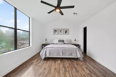 939 Colorado Street #13, Houston, TX 77007 - Photo 15