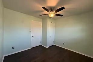 106 S Magnolia St, Lake Jackson, TX 77566 - Photo 11