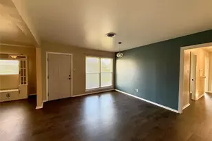 106 S Magnolia St, Lake Jackson, TX 77566 - Photo 3