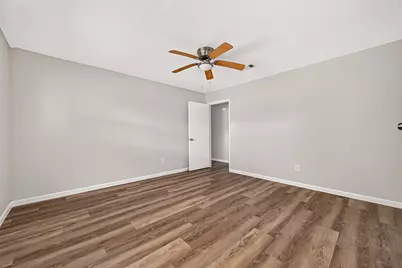 15823 Kueben Lane, Houston, TX 77489 - Photo 37