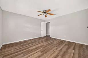 15823 Kueben Ln, Houston, TX 77489 - Photo 37