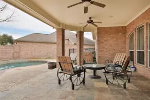 1525 Briar Bend, Friendswood, TX 77546 - Photo 19