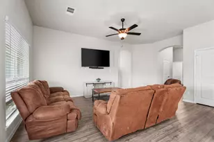 1015 Walnut Branch Ln, Tomball, TX 77375 - Photo 13