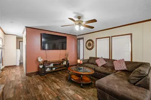 12903 Green Valley Dr, Rosharon, TX 77583 - Photo 5