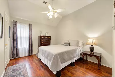 10030 Briarpark Trail Lane, Houston, TX 77064 - Photo 15
