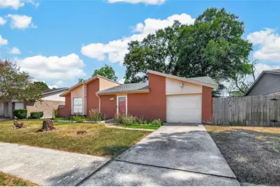10706 Thorncliff Drive, Humble, TX 77396 - Photo 5