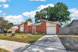 10706 Thorncliff Dr, Humble, TX 77396 - Photo 5