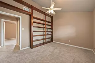 10706 Thorncliff Dr, Humble, TX 77396 - Photo 17