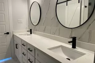 7931 Fowlie St, Houston, TX 77028 - Photo 29