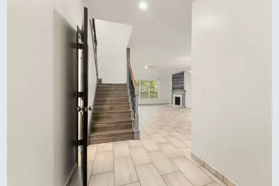 34 Firethorn Place, The Woodlands, TX 77382 - Photo 3