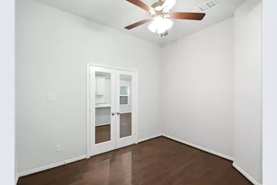 2106 Villa Flora Lane, Friendswood, TX 77546 - Photo 17
