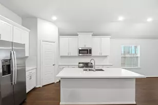 2106 Villa Flora Ln, Friendswood, TX 77546 - Photo 5