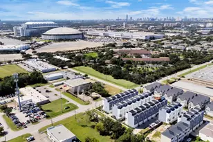 2107 Engelmohr, Houston, TX 77054 - Photo 21