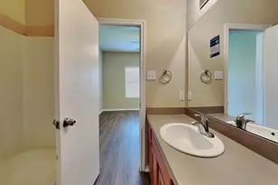 2802 Wisner Cir, Houston, TX 77014 - Photo 7