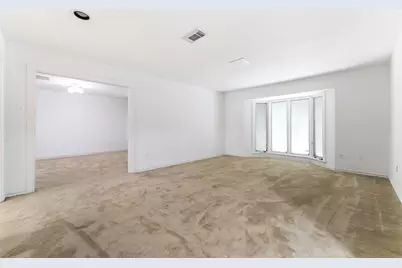 5443 Queensloch Drive, Houston, TX 77096 - Photo 7