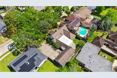 5443 Queensloch Drive, Houston, TX 77096 - Photo 37