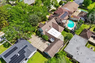 5443 Queensloch Dr, Houston, TX 77096 - Photo 37