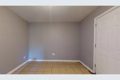 8402 Berwyn Drive, Houston, TX 77037 - Photo 19