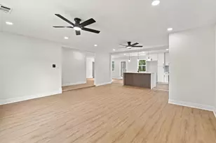 3931 Tiffany Dr, Houston, TX 77045 - Photo 5