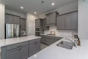 546 Cedar Harbor Ct, Conroe, TX 77304 - Photo 15