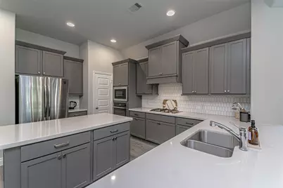 546 Cedar Harbor Court, Conroe, TX 77304 - Photo 15