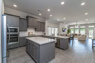 546 Cedar Harbor Court, Conroe, TX 77304 - Photo 13