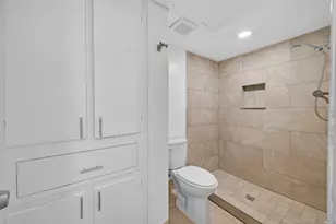 3300 Yorktown St, Houston, TX 77056 - Photo 21