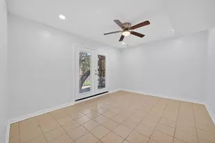 3300 Yorktown St, Houston, TX 77056 - Photo 15