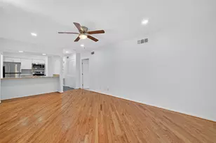 3300 Yorktown St, Houston, TX 77056 - Photo 5