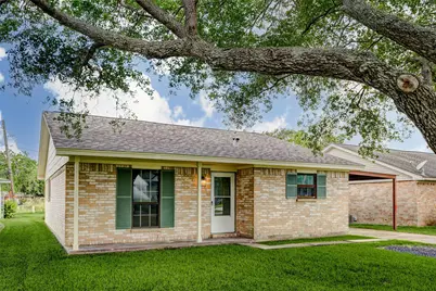 218 S Nugent Street, La Porte, TX 77571 - Photo 5