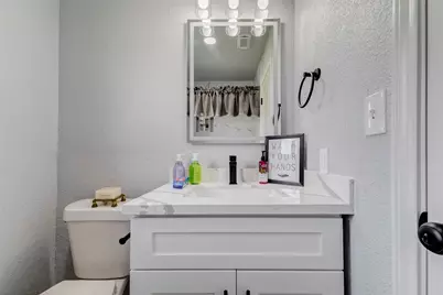 218 S Nugent Street, La Porte, TX 77571 - Photo 25