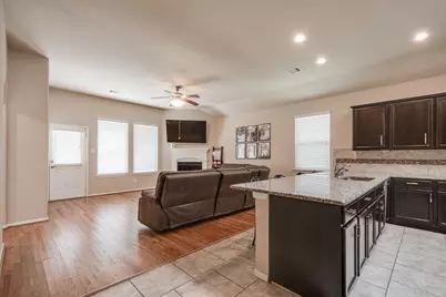 18714 Deer Trace Drive, Crosby, TX 77532 - Photo 15