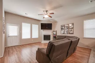 18714 Deer Trace Dr, Crosby, TX 77532 - Photo 23